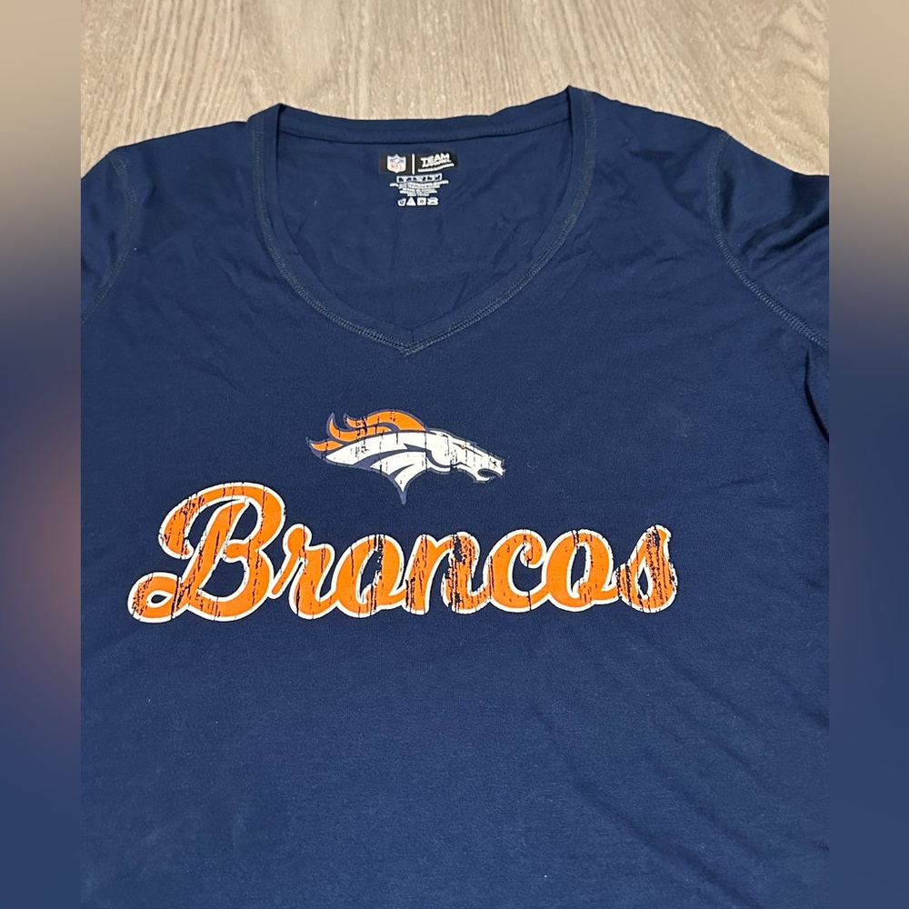 NFL BRONCOS women’s t-shirt